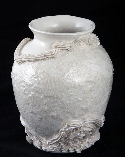 Robert Chamberlin, Empty Vessel 220, 2014
Porcelain with porcelain decoration, 6 x 5 x 6 inches (15 x 13 x 15 cm)
Sold